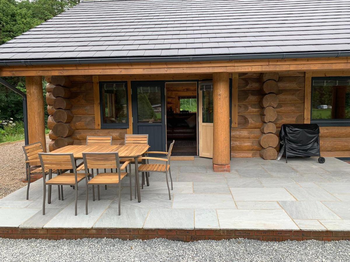 Ewes Water Log Cabins Langholm Dış mekan fotoğraf