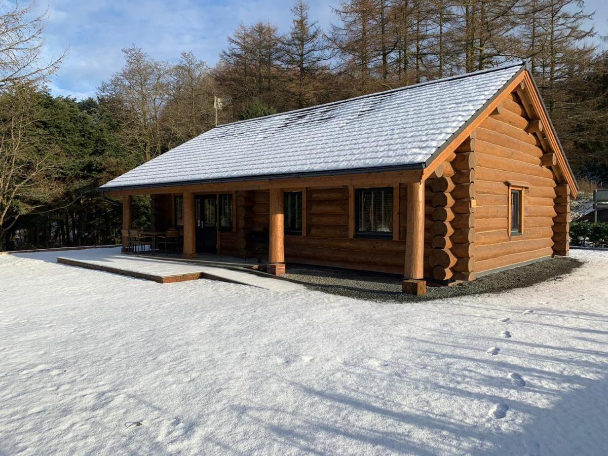 Ewes Water Log Cabins Langholm Dış mekan fotoğraf