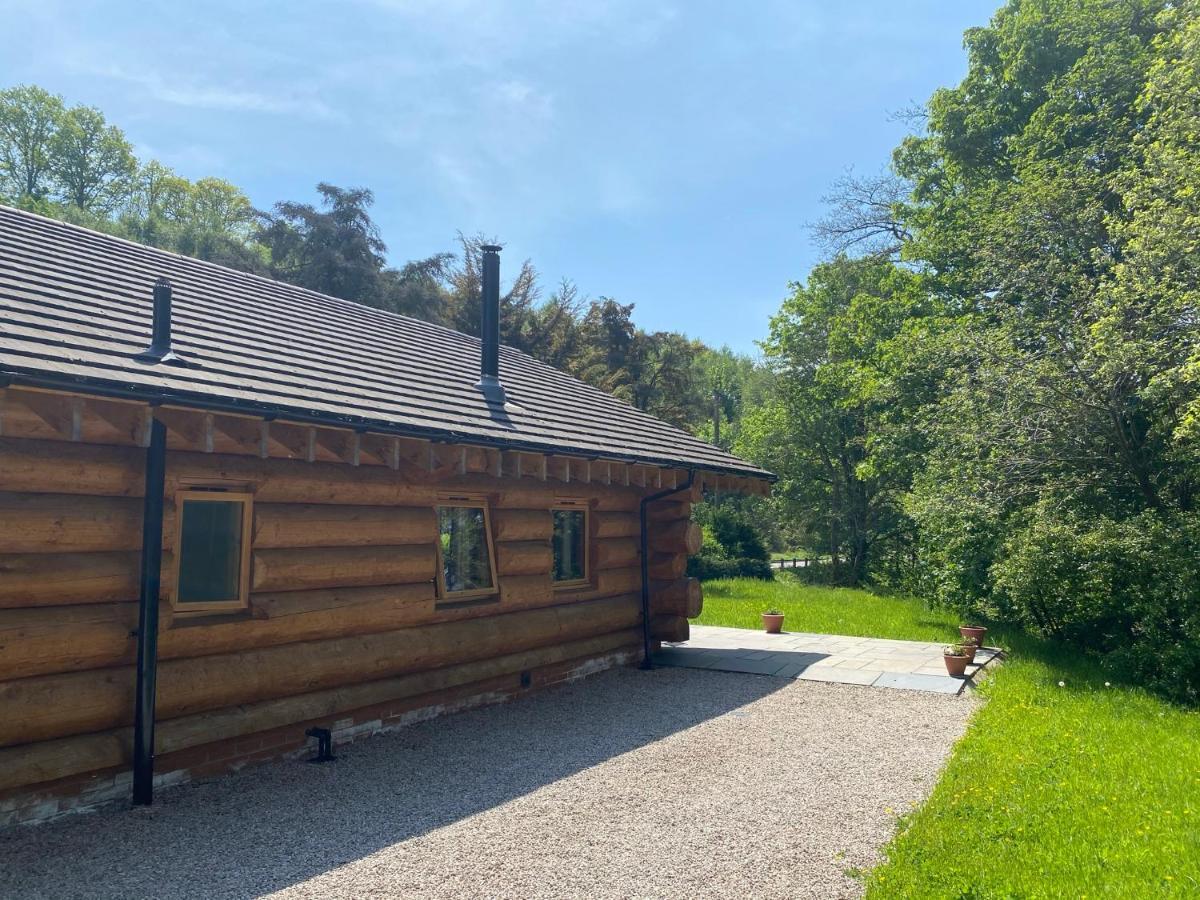 Ewes Water Log Cabins Langholm Dış mekan fotoğraf