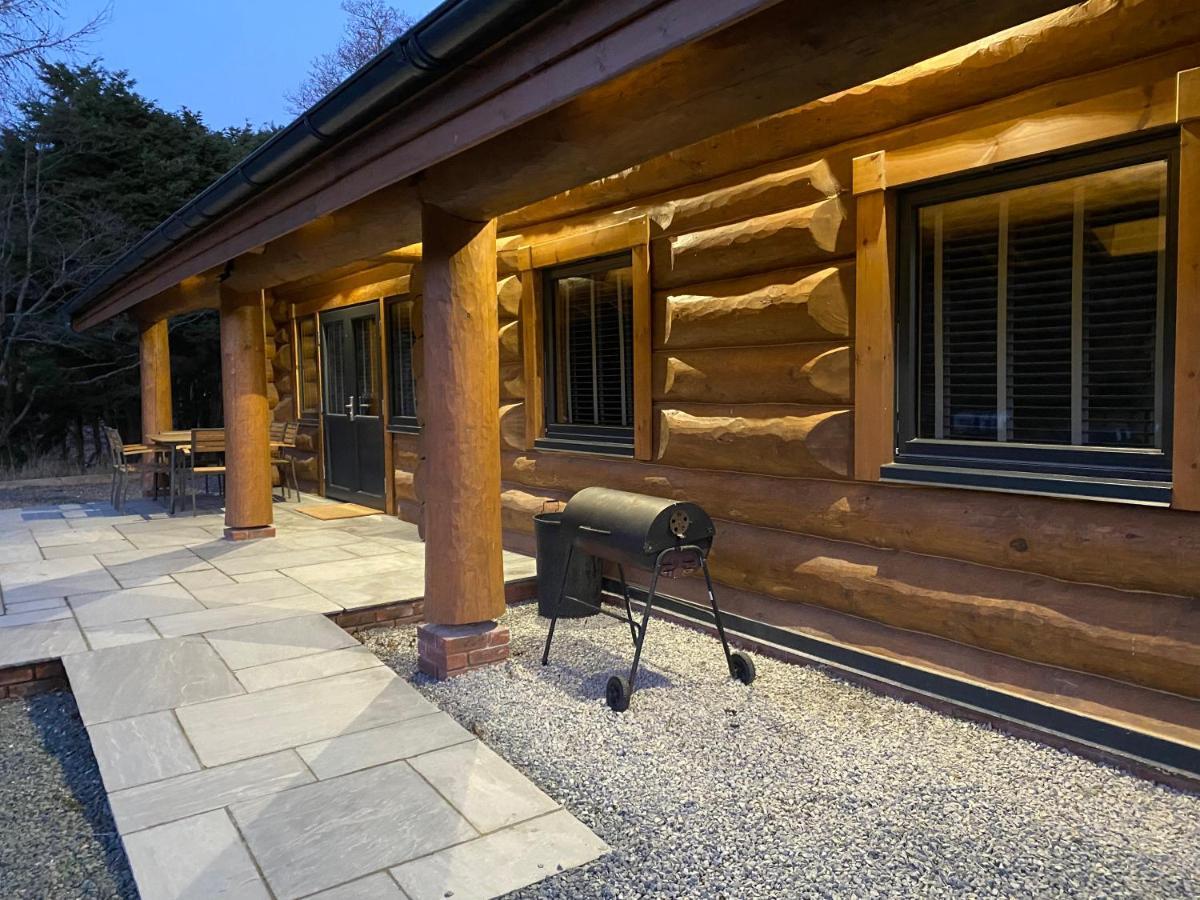 Ewes Water Log Cabins Langholm Dış mekan fotoğraf