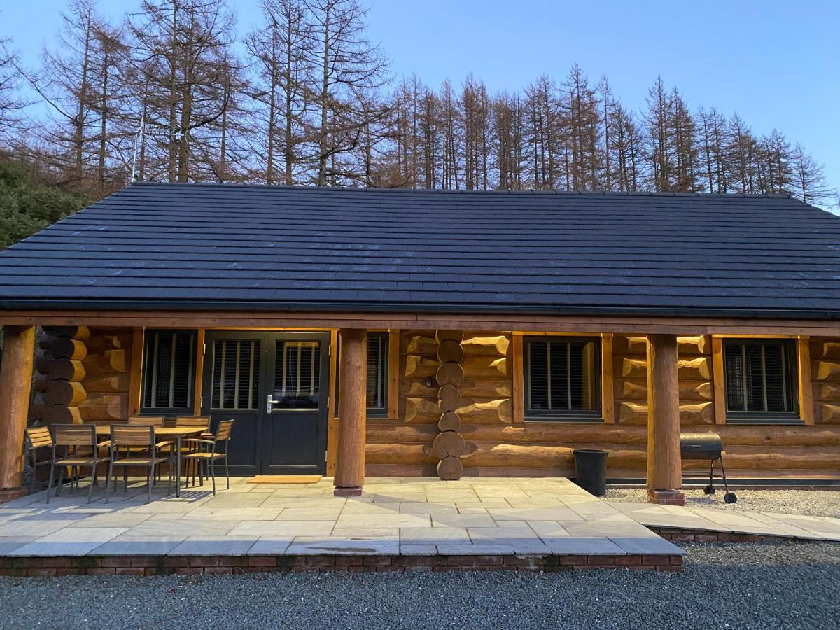 Ewes Water Log Cabins Langholm Dış mekan fotoğraf