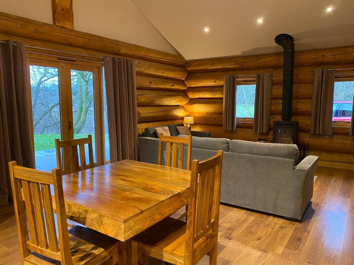 Ewes Water Log Cabins Langholm Dış mekan fotoğraf