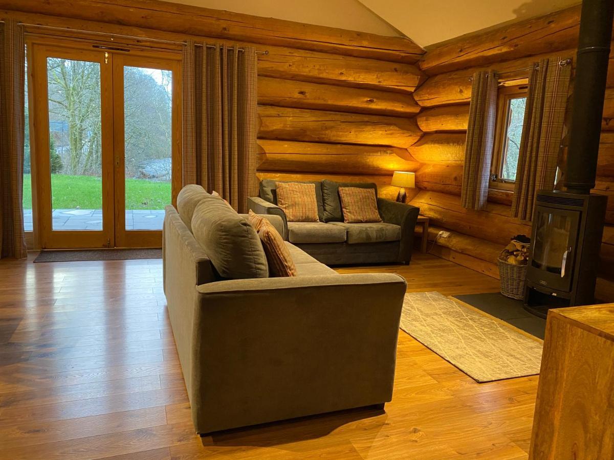 Ewes Water Log Cabins Langholm Dış mekan fotoğraf