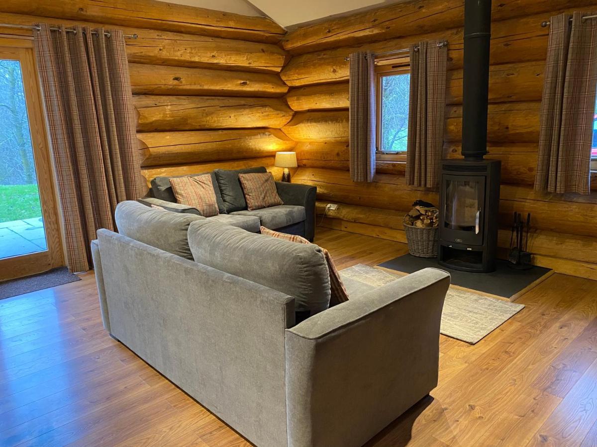 Ewes Water Log Cabins Langholm Dış mekan fotoğraf