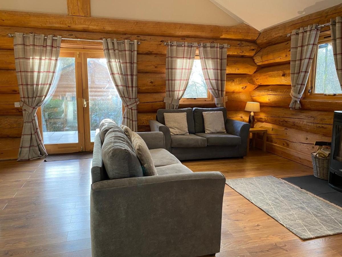 Ewes Water Log Cabins Langholm Dış mekan fotoğraf